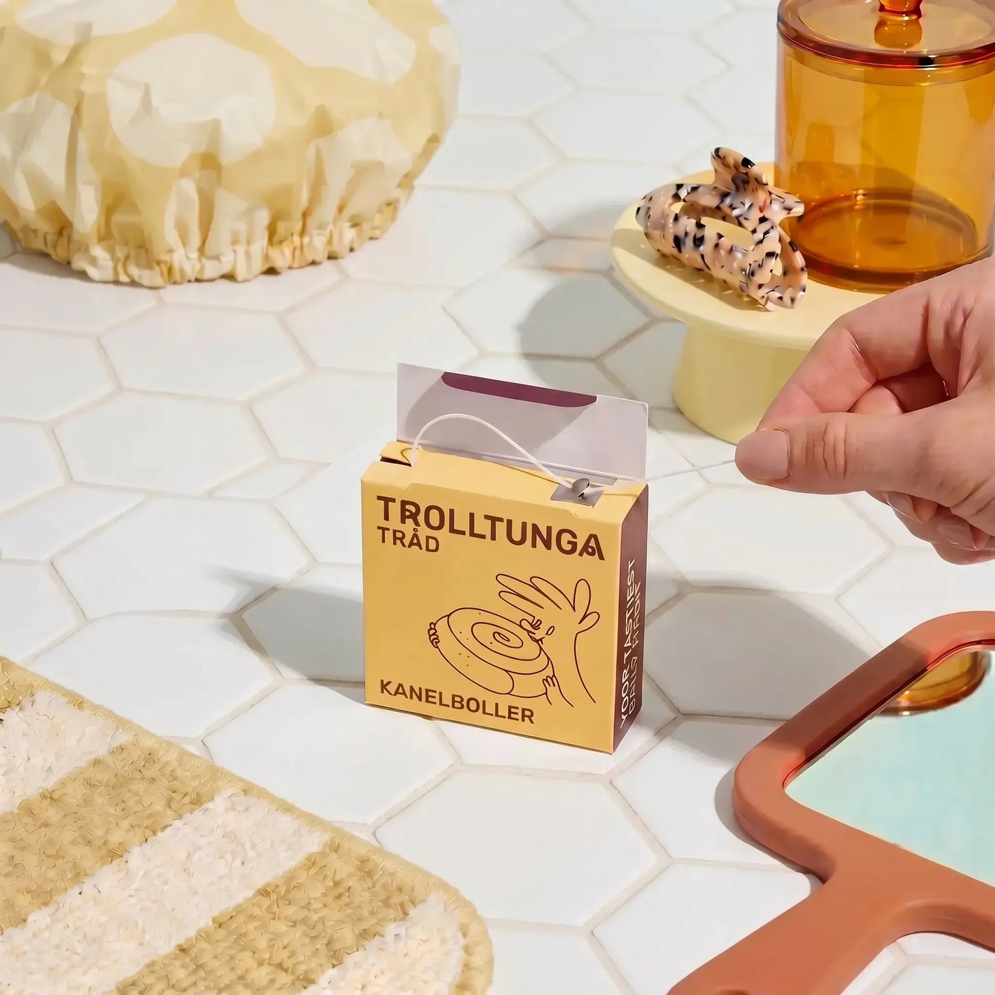 Cinnamon Bun Dental Floss